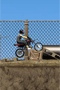 Motociklas statybų aikštelėje